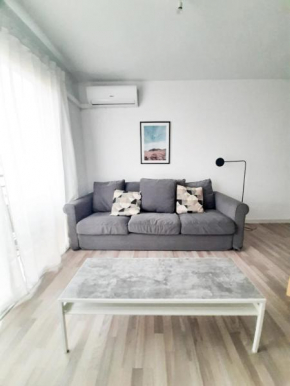 DV Properties - Central Apartment with Solarium #P4F3